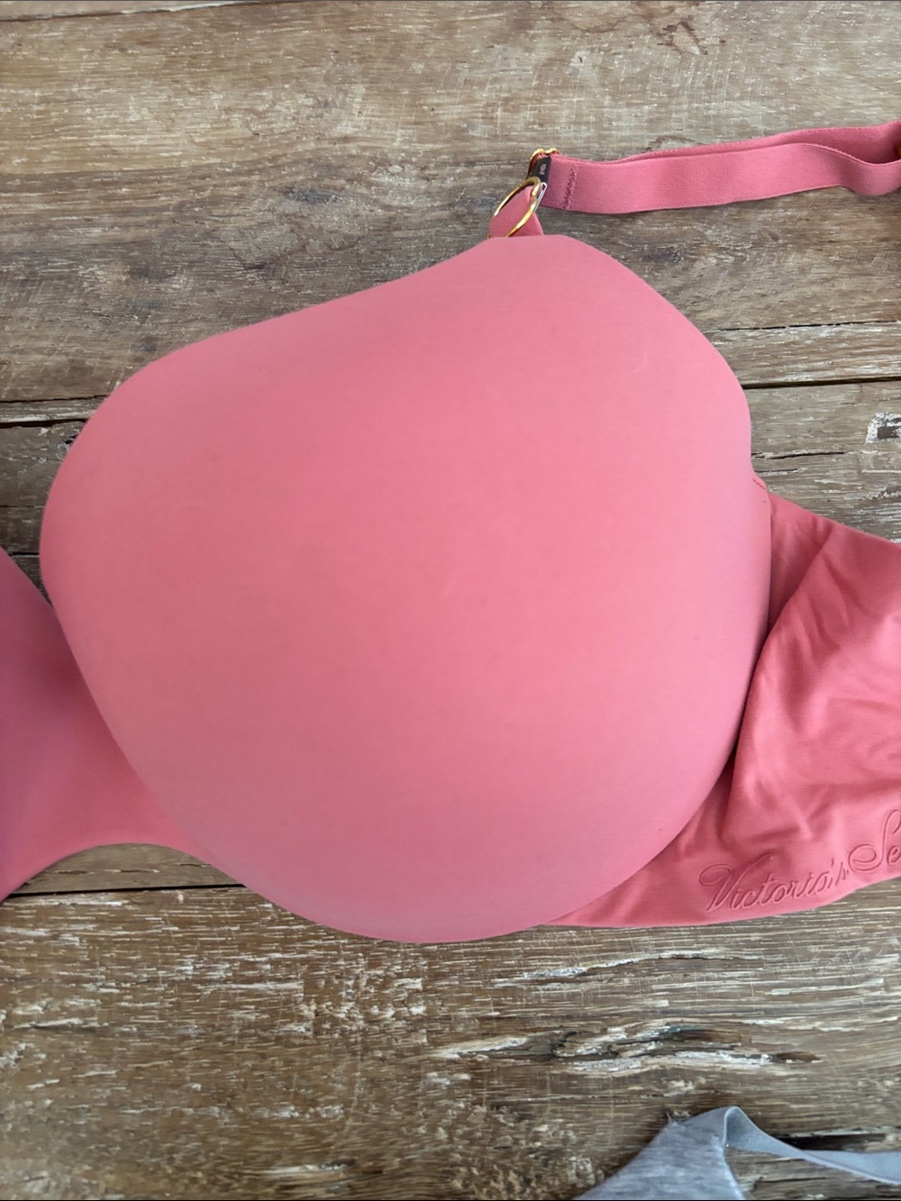 Victoria’s Secret bundle of 2 Bras - Picture 3 of 10